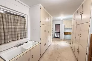 331 SW 3rd St, Bronson, FL 32621 - Photo 16