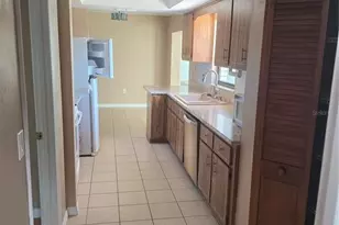 7315 SE 109th Pl, Belleview, FL 34420 - Photo 6