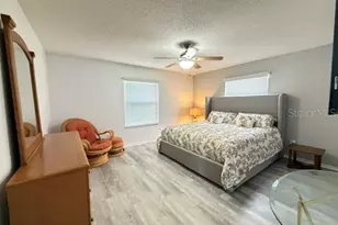 335 San Marino Dr, Lady Lake, FL 32159 - Photo 14
