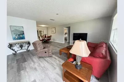 335 San Marino Drive, Lady Lake, FL 32159 - Photo 4
