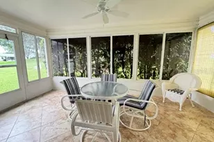 335 San Marino Dr, Lady Lake, FL 32159 - Photo 2