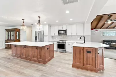 220 SE Kings Bay Drive, Crystal River, FL 34429 - Photo 14