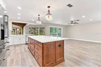 220 SE Kings Bay Drive, Crystal River, FL 34429 - Photo 16