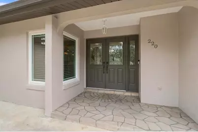 220 SE Kings Bay Drive, Crystal River, FL 34429 - Photo 6