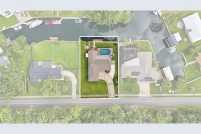 220 SE Kings Bay Drive, Crystal River, FL 34429 - Photo 2