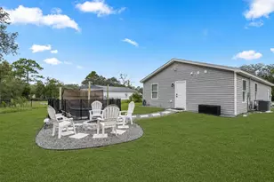 12494 Mountain Plover Rd, Weeki Wachee, FL 34614 - Photo 10