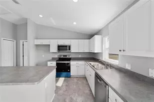 1699 NE 161st St, Citra, FL 32113 - Photo 6