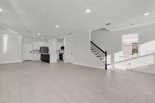 5786 Wooden Pine Dr, Orlando, FL 32829 - Photo 10