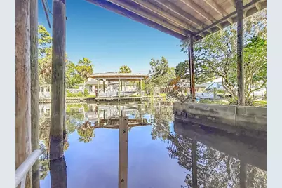 536 NW 9th Avenue, Crystal River, FL 34428 - Photo 10