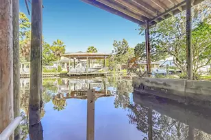 536 NW 9th Ave, Crystal River, FL 34428 - Photo 10