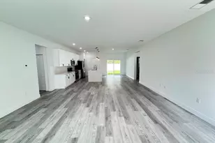 10290 N Biscayne Dr, Citrus Springs, FL 34434 - Photo 8