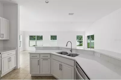 10397 Silver Maple Avenue, Oxford, FL 34484 - Photo 8