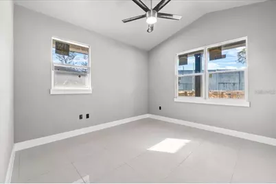 724 W Crescent Drive, Lakeland, FL 33805 - Photo 8