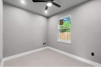 724 W Crescent Drive, Lakeland, FL 33805 - Photo 14