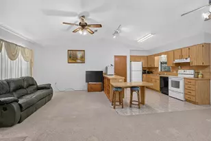 1912 SE 169th Ct, Silver Springs, FL 34488 - Photo 6
