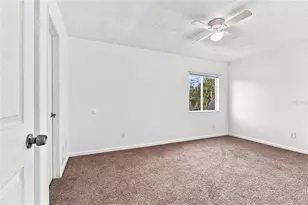 570 Bahia Cir, Ocala, FL 34472 - Photo 6