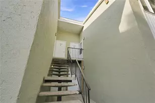 570 Bahia Cir, Ocala, FL 34472 - Photo 2