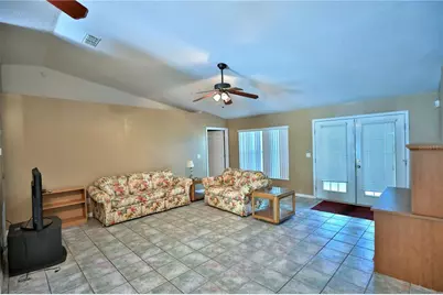 8465 NW 186th Street, Reddick, FL 32686 - Photo 10
