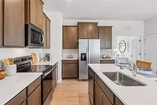 8782 Pinecrest Trl, Wildwood, FL 34785 - Photo 4