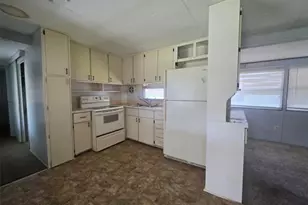 1404 Highland Ave, Tavares, FL 32778 - Photo 10