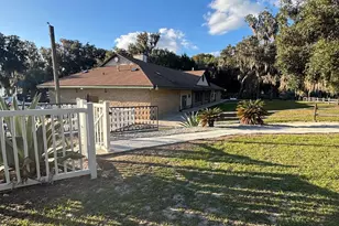 25333 NE 141st St, Fort Mc Coy, FL 32134 - Photo 22