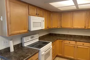 10951 SW 86th Ct, Ocala, FL 34481 - Photo 10