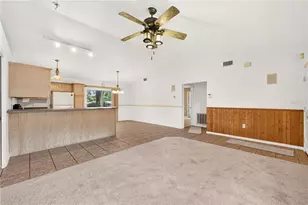 211 Edison St, Inverness, FL 34452 - Photo 10