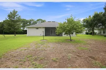 555 Dowling Circle, Lady Lake, FL 32159 - Photo 4