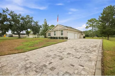 555 Dowling Circle, Lady Lake, FL 32159 - Photo 2