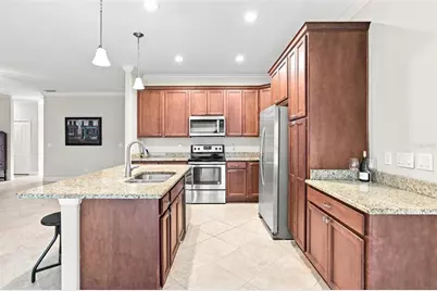 555 Dowling Circle, Lady Lake, FL 32159 - Photo 12