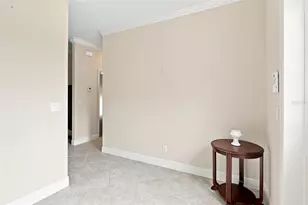 555 Dowling Cir, Lady Lake, FL 32159 - Photo 4