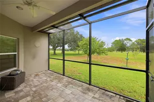 555 Dowling Cir, Lady Lake, FL 32159 - Photo 30