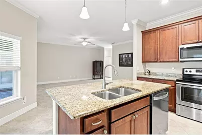 555 Dowling Circle, Lady Lake, FL 32159 - Photo 8