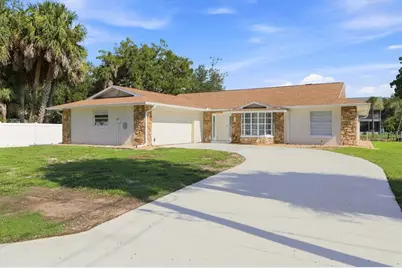 11291 W Coral Ct, Crystal River, FL 34429 - Photo 2