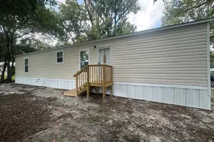 862 NE Coldwater Ave, Lake City, FL 32055 - Photo 2