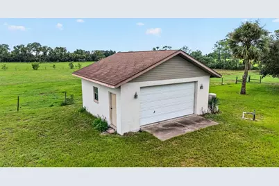 1947 NW 102nd Boulevard, Wildwood, FL 34785 - Photo 14
