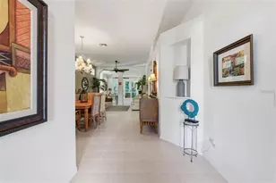 5127 Hanging Moss Ln, Sarasota, FL 34238 - Photo 8