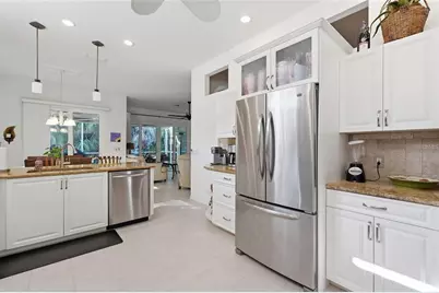 5127 Hanging Moss Lane, Sarasota, FL 34238 - Photo 16