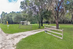 8030 SE 153rd St, Inglis, FL 34449 - Photo 1