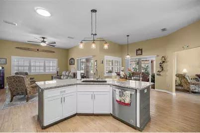 5592 NE 61st Avenue Road, Silver Springs, FL 34488 - Photo 14