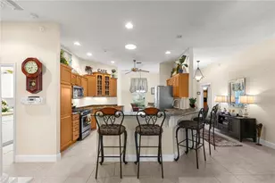 571 Troy Loop, The Villages, FL 32162 - Photo 6