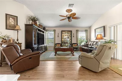 571 Troy Loop, The Villages, FL 32162 - Photo 8