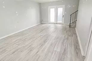 2405 SE 16th Ave, Ocala, FL 34471 - Photo 2