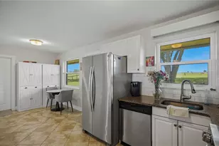 22241 NW 6th St, Dunnellon, FL 34431 - Photo 14
