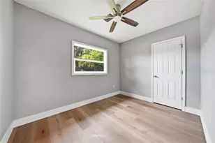 307 NE 11th Pl, Ocala, FL 34470 - Photo 16