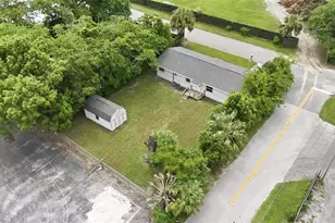 307 NE 11th Pl, Ocala, FL 34470 - Photo 28