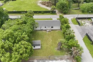 307 NE 11th Pl, Ocala, FL 34470 - Photo 30