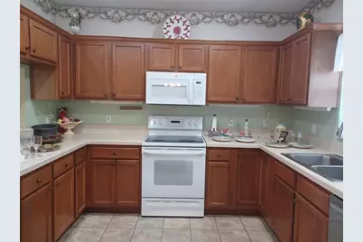 19199 SW 92nd Loop, Dunnellon, FL 34432 - Photo 10