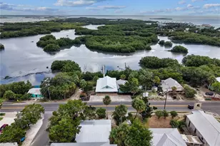 4051 D St, Cedar Key, FL 32625 - Photo 8