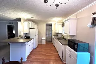 13191 NE 9th St, Williston, FL 32696 - Photo 6